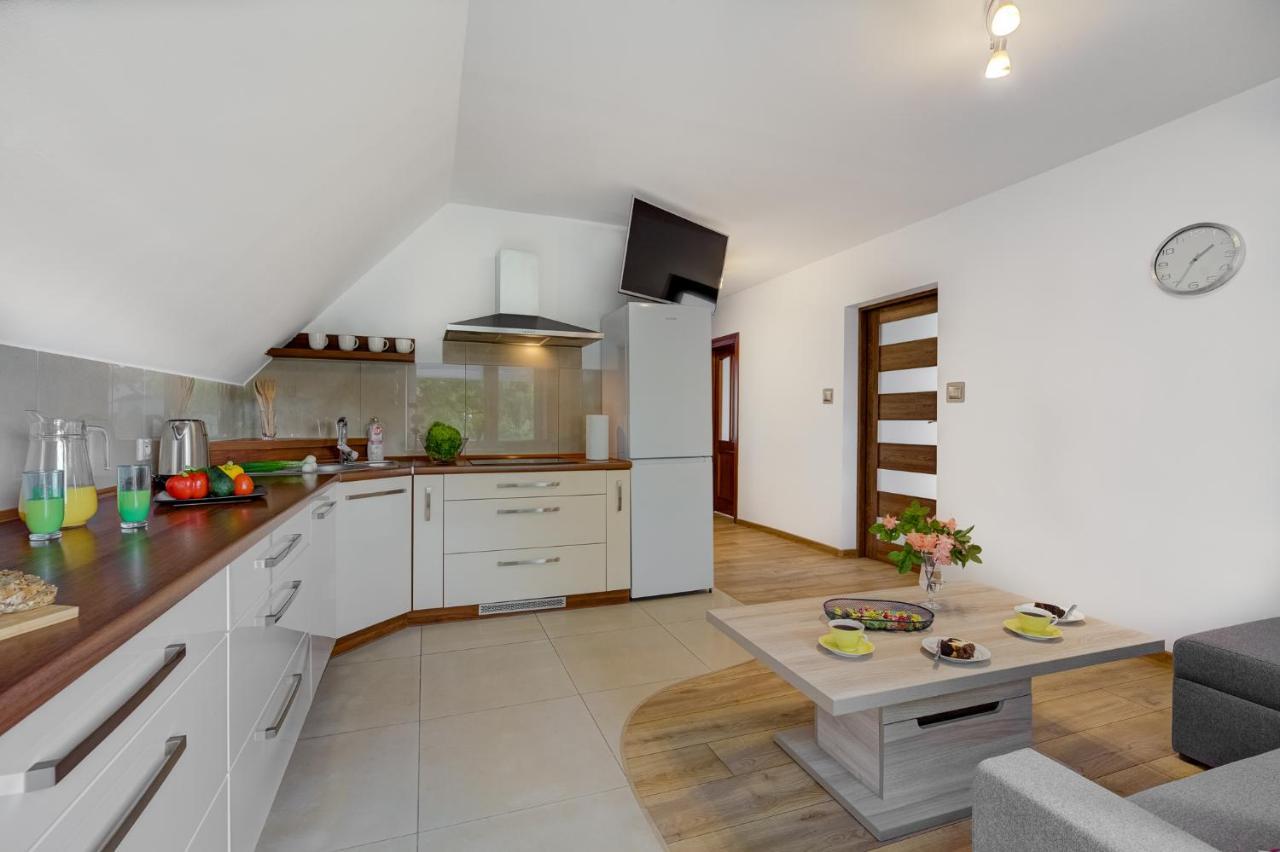 Tylicki Zakatek Apartment Tylicz ภายนอก รูปภาพ