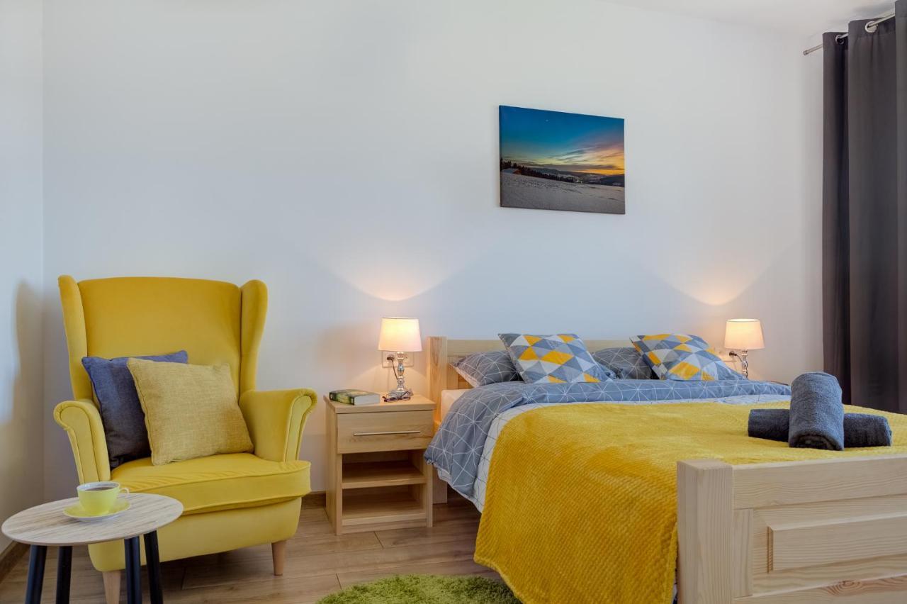 Tylicki Zakatek Apartment Tylicz ภายนอก รูปภาพ