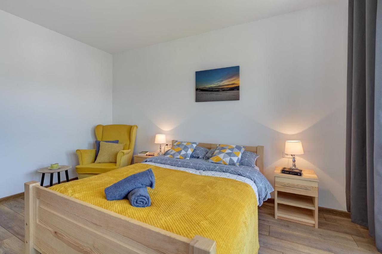 Tylicki Zakatek Apartment Tylicz ภายนอก รูปภาพ